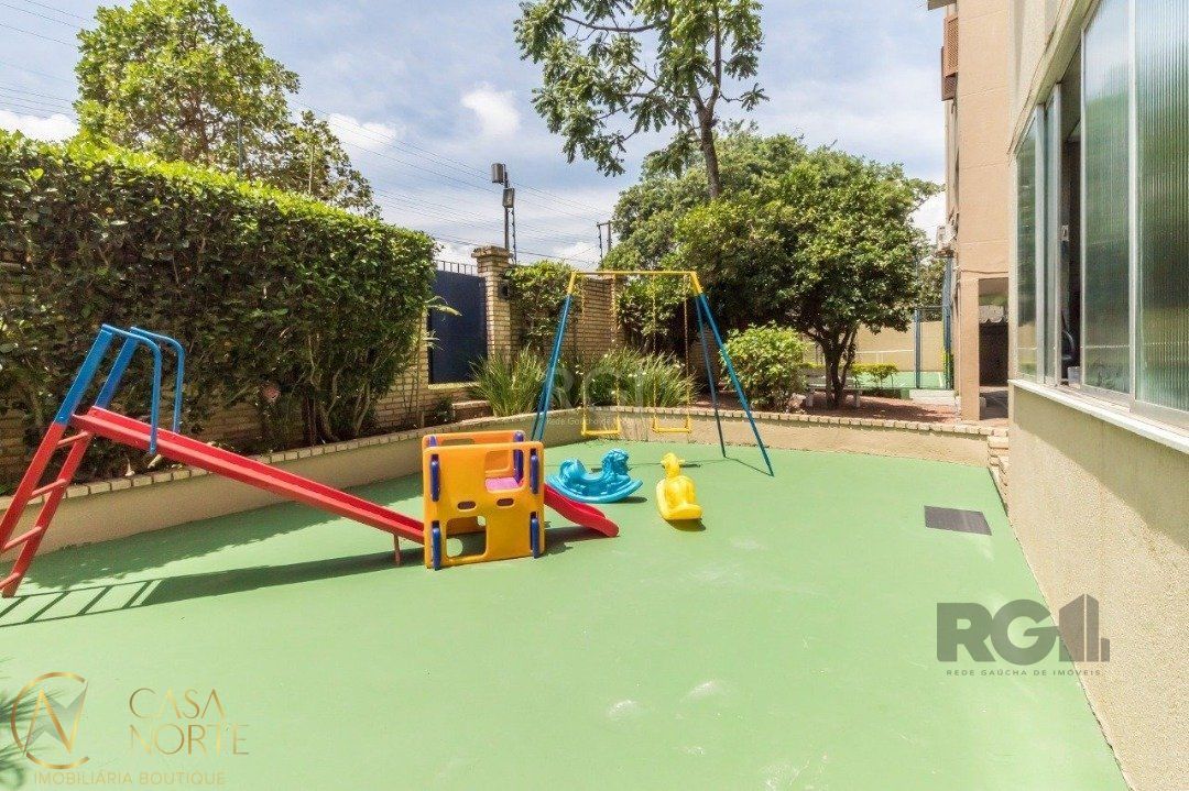 Apartamento à venda com 2 quartos, 77m², 1 vaga, Rua Doutor Murtinho no bairro Bom Jesus em Porto Alegre