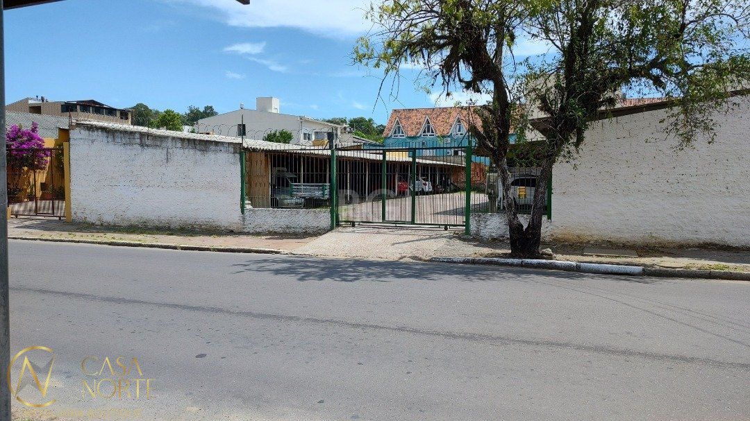 Terreno à venda  com 700m², Rua João Mora no bairro Camaquã em Porto Alegre
