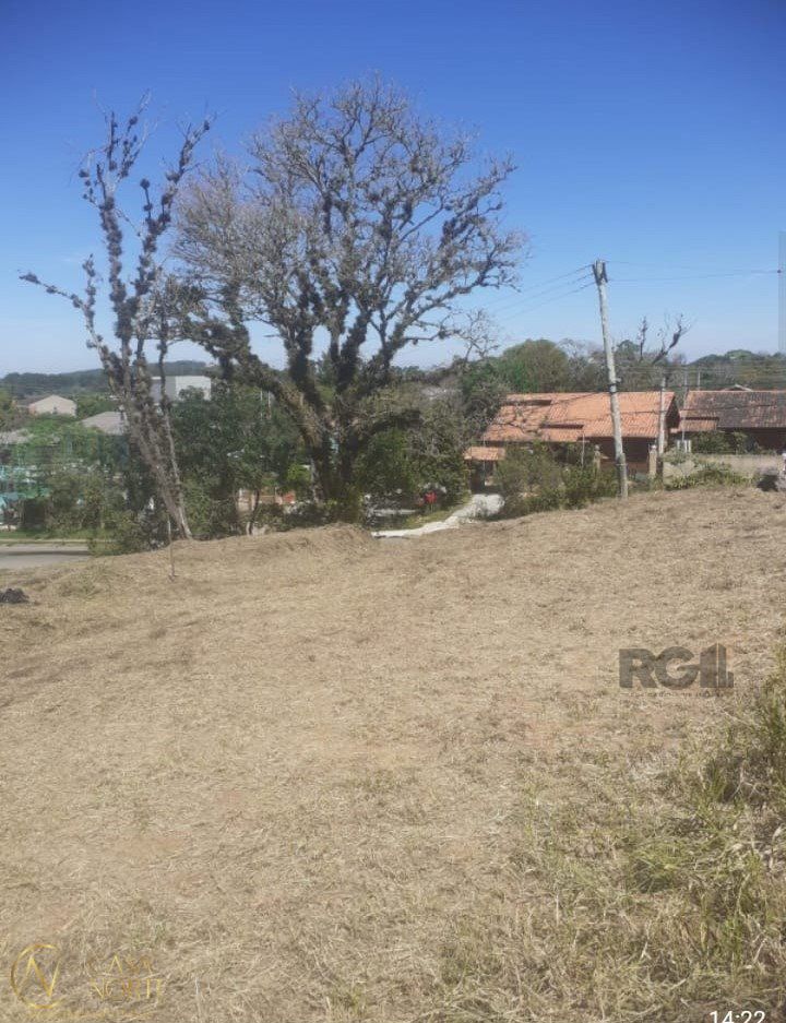Terreno à venda  com 332m², Rua João Vieira de Aguiar Sobrinho no bairro Belém Novo em Porto Alegre