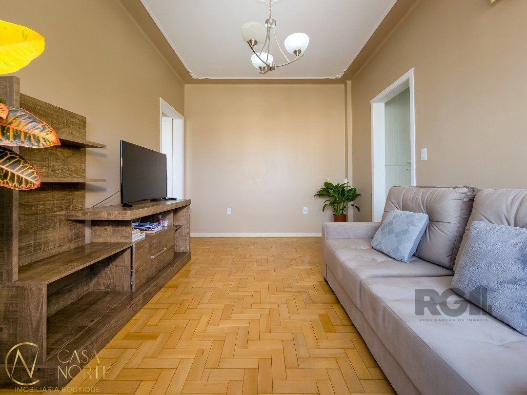 Apartamento à venda com 1 quarto, 47m², Avenida Cristóvão Colombo no bairro Moinhos de Vento em Porto Alegre