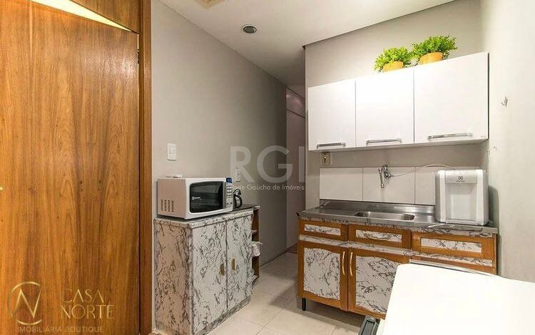 Sala Comercial à venda , 87m², Rua Marques do Pombal no bairro Moinhos de Vento em Porto Alegre