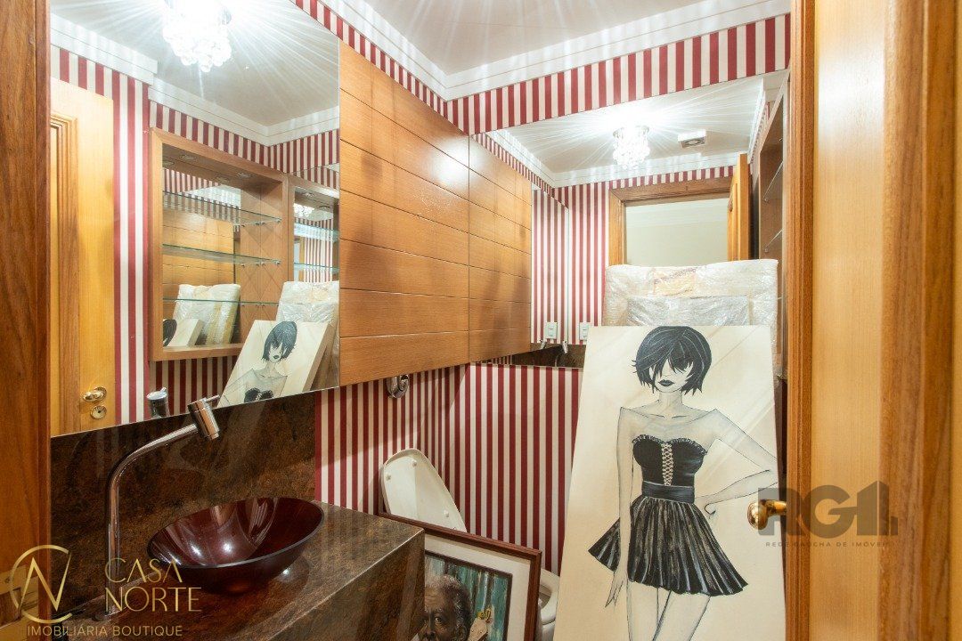 Apartamento à venda com 3 quartos, 232m², 3 suítes, 3 vagas, Travessa Nova Trento no bairro Tristeza em Porto Alegre