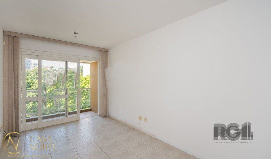 Apartamento à venda com 3 quartos, 78m², 1 suíte, 2 vagas, Rua General Francisco de Paula Cidade no bairro Chácara das Pedras em Porto Alegre