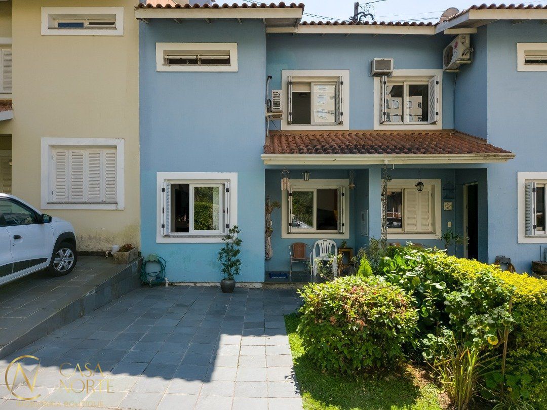 Casa de Condomínio à venda com 3 quartos, 148m², 1 suíte, 2 vagas, Estrada João Salomoni no bairro Vila Nova em Porto Alegre