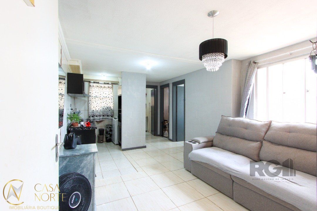 Apartamento à venda com 2 quartos, 43m², 1 vaga, Rua Império no bairro Vila Nova em Porto Alegre