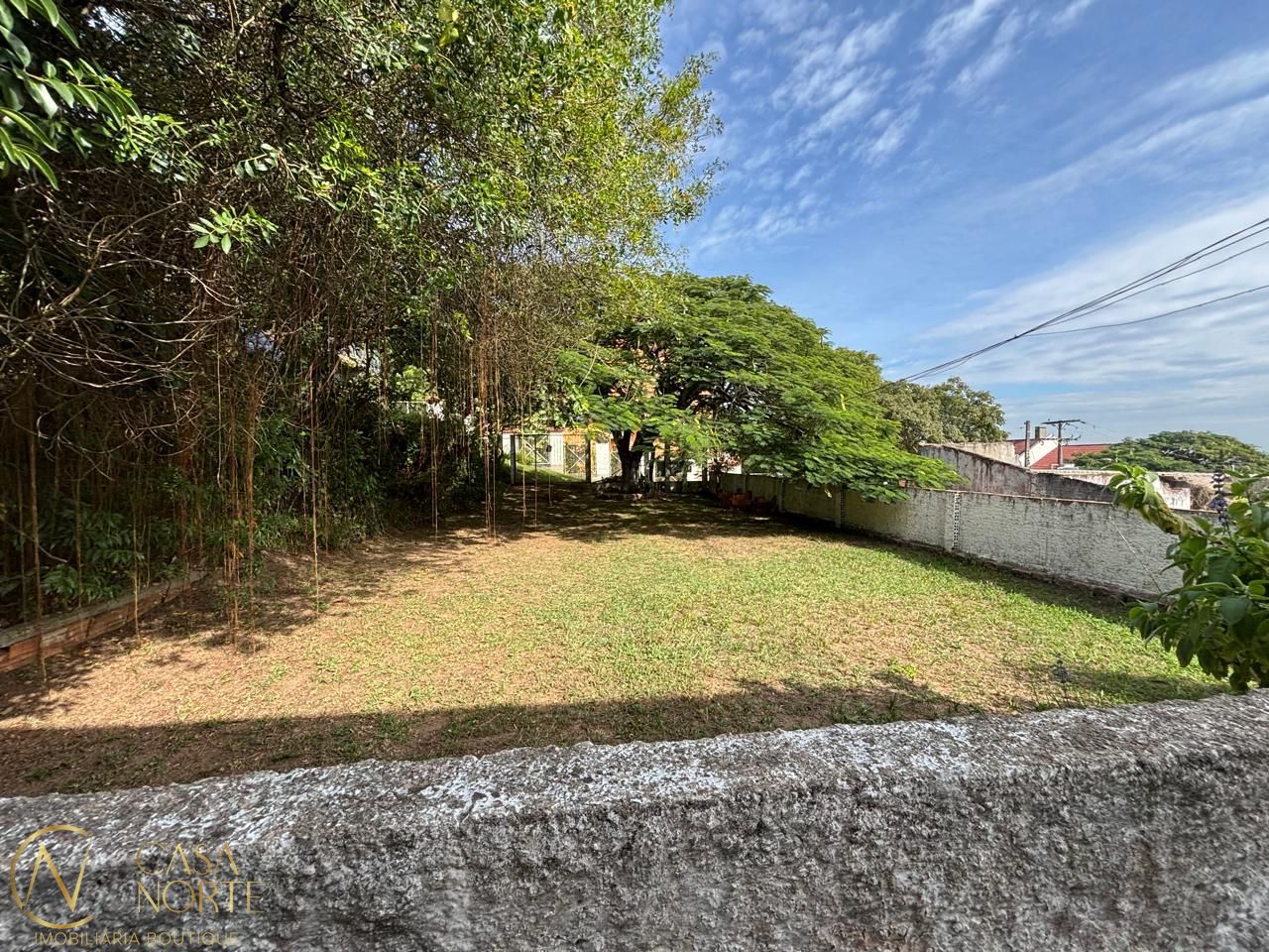 Casa à venda com 2 quartos, 140m², 3 vagas, Rua Alvares Guterres no bairro Tristeza em Porto Alegre