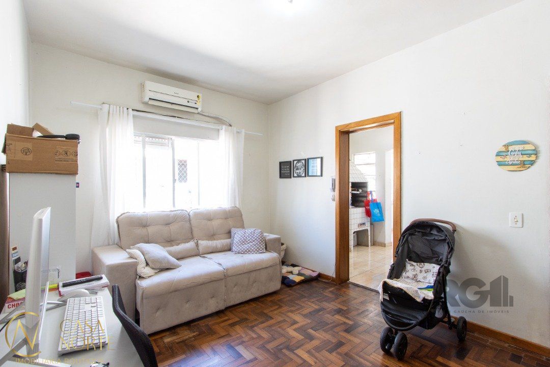 Apartamento à venda com 2 quartos, 71m², 1 vaga, Avenida Wenceslau Escobar no bairro Cristal em Porto Alegre