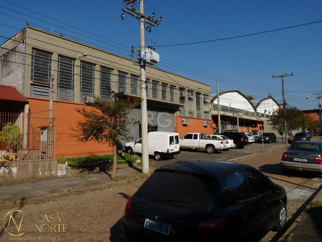 Pavilhão à venda , 5686m², Rua Engenheiro Ubatuba de Faria no bairro Sarandi em Porto Alegre