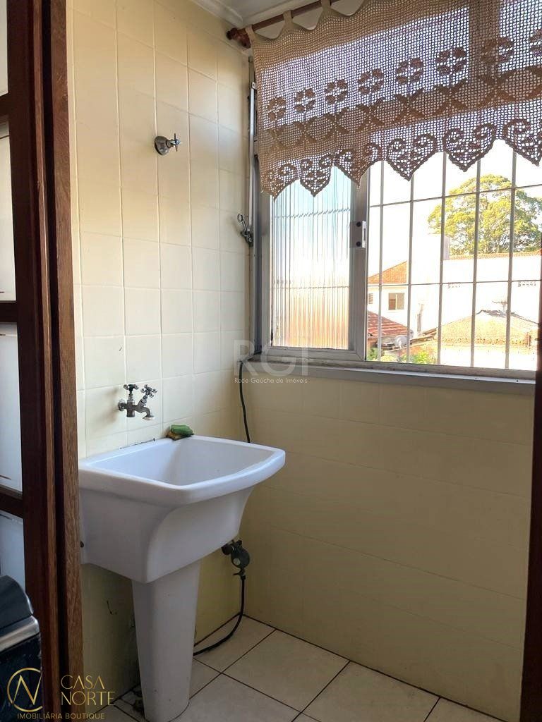 Apartamento à venda com 1 quarto, 43m², Avenida Teresópolis no bairro Teresópolis em Porto Alegre