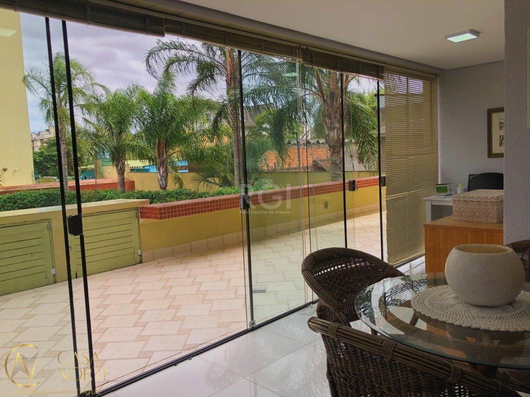 Apartamento à venda com 3 quartos, 148m², 1 suíte, 2 vagas, Rua Doutor Armando Barbedo no bairro Tristeza em Porto Alegre