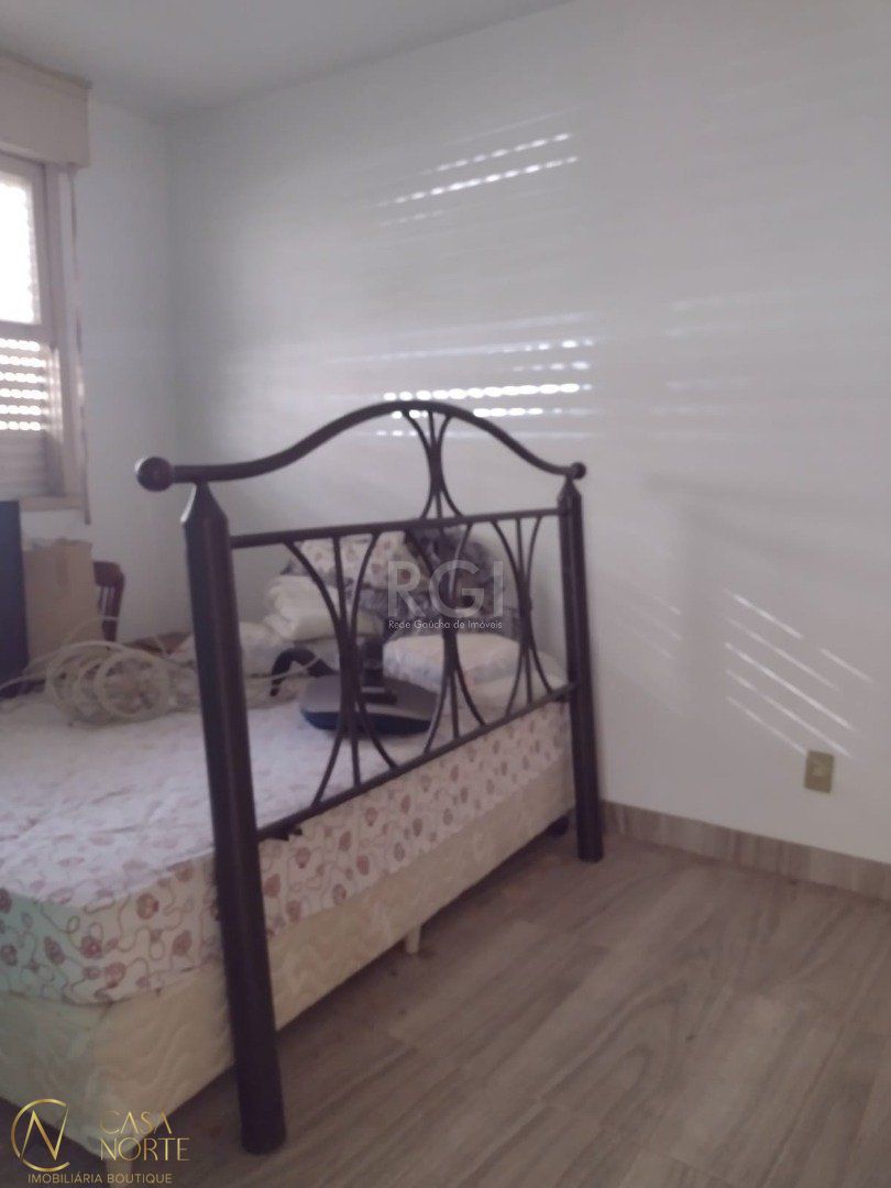 Apartamento à venda com 2 quartos, 48m², 1 vaga, Travessa Escobar no bairro Camaquã em Porto Alegre