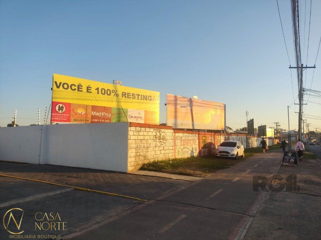 Terreno à venda  com 5840m², Avenida João Antônio Silveira no bairro Restinga em Porto Alegre