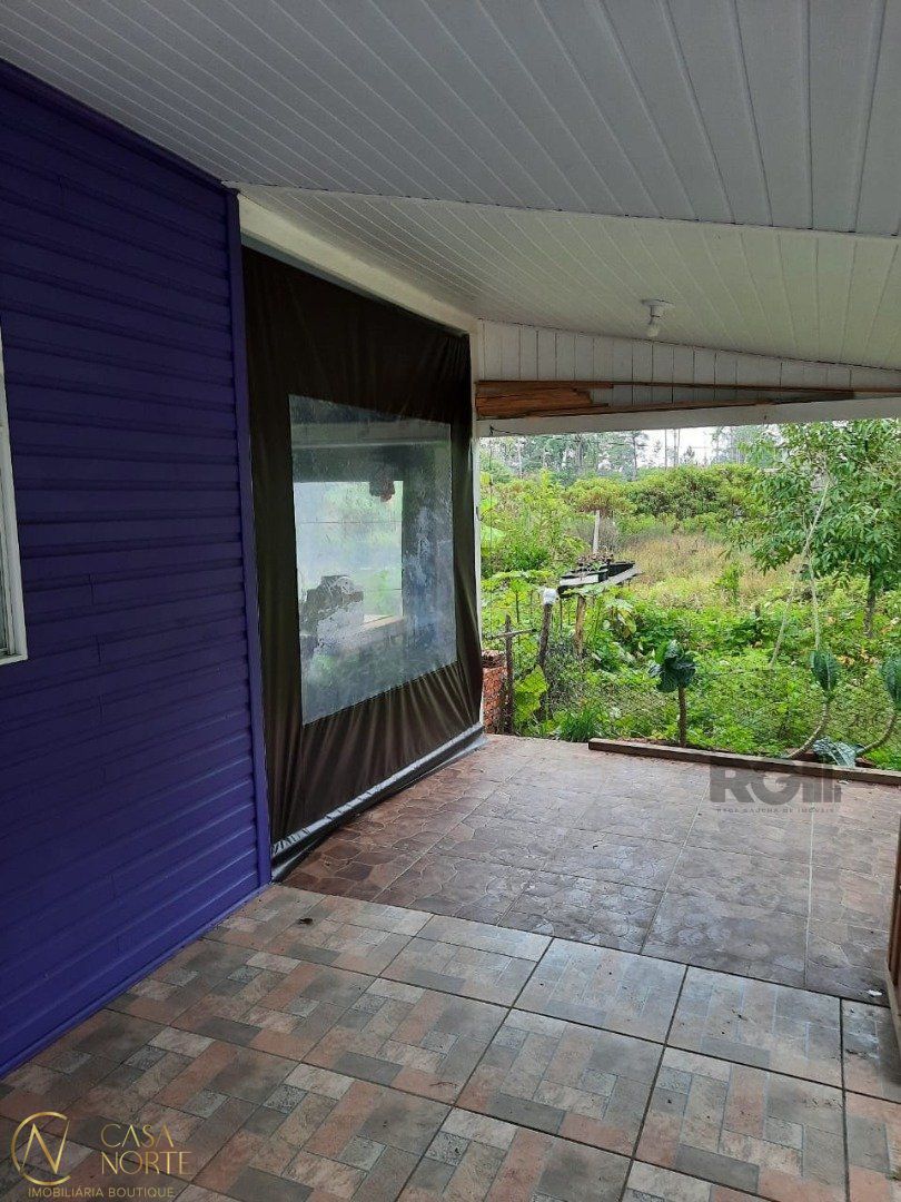 Casa à venda com 1 quarto, 29m², Avenida Edgar Pires de Castro no bairro Lageado em Porto Alegre