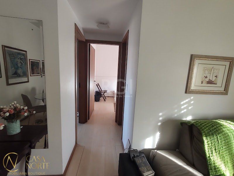 Apartamento à venda com 2 quartos, 66m², 1 suíte, 1 vaga, Rua Chico Pedro no bairro Camaquã em Porto Alegre