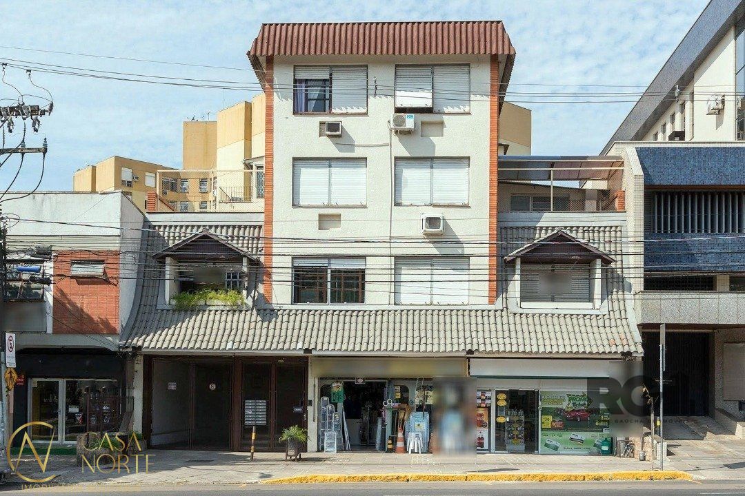 Sala Comercial à venda , 43m², Avenida Wenceslau Escobar no bairro Tristeza em Porto Alegre