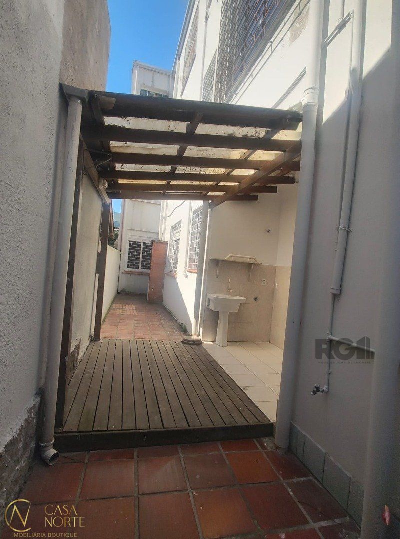 Apartamento à venda com 2 quartos, 84m², 1 vaga, Avenida Niterói no bairro Medianeira em Porto Alegre