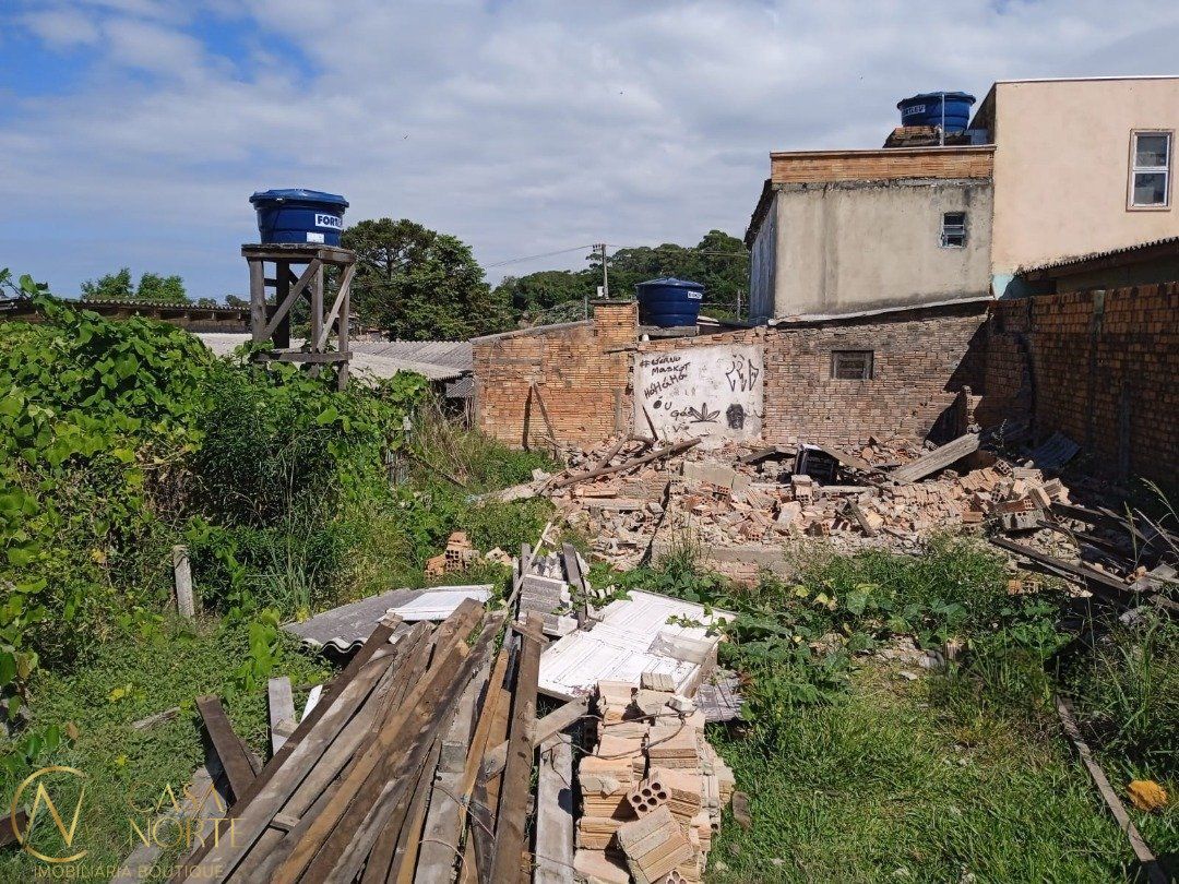 Terreno à venda  com 188m², Rua Jaime Lino dos Santos Filho no bairro Lomba do Pinheiro em Porto Alegre