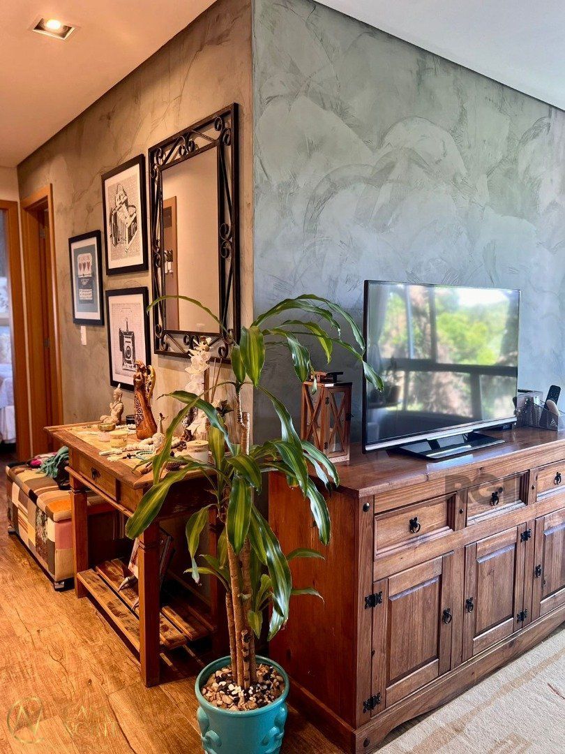 Apartamento à venda com 2 quartos, 56m², 1 vaga, Rua Dea Coufal no bairro Ipanema em Porto Alegre