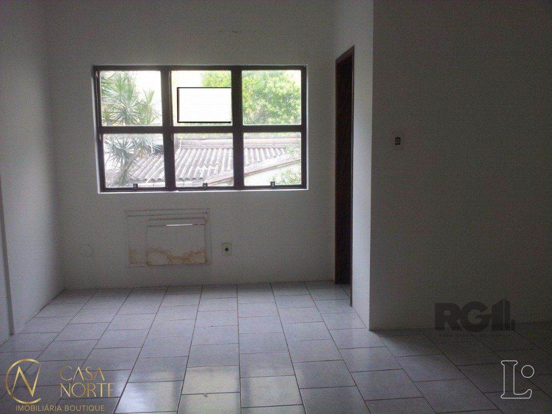Sala Comercial à venda , 25m², Avenida Wenceslau Escobar no bairro Tristeza em Porto Alegre