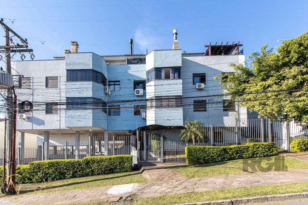 Cobertura à venda com 3 quartos, 167m², 2 vagas, Rua Taveira Junior no bairro Nonoai em Porto Alegre
