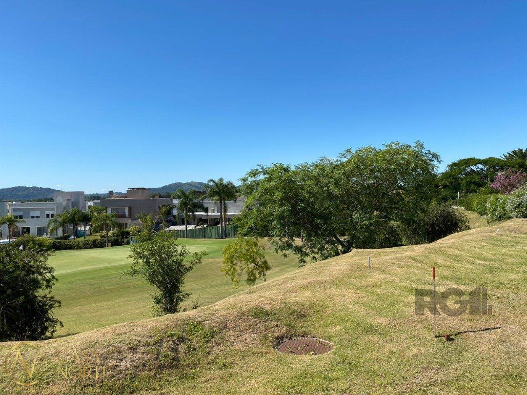 Terreno à venda  com 1024m², Avenida Juca Batista no bairro Chapéu do Sol em Porto Alegre