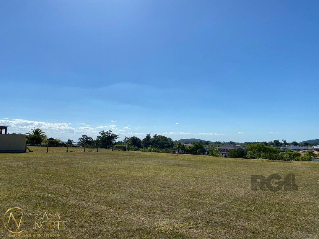 Terreno à venda  com 1024m², Avenida Juca Batista no bairro Chapéu do Sol em Porto Alegre