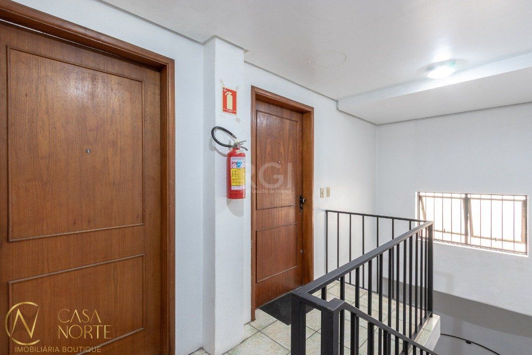 Sala Comercial à venda , 83m², Rua da Republica no bairro Cidade Baixa em Porto Alegre