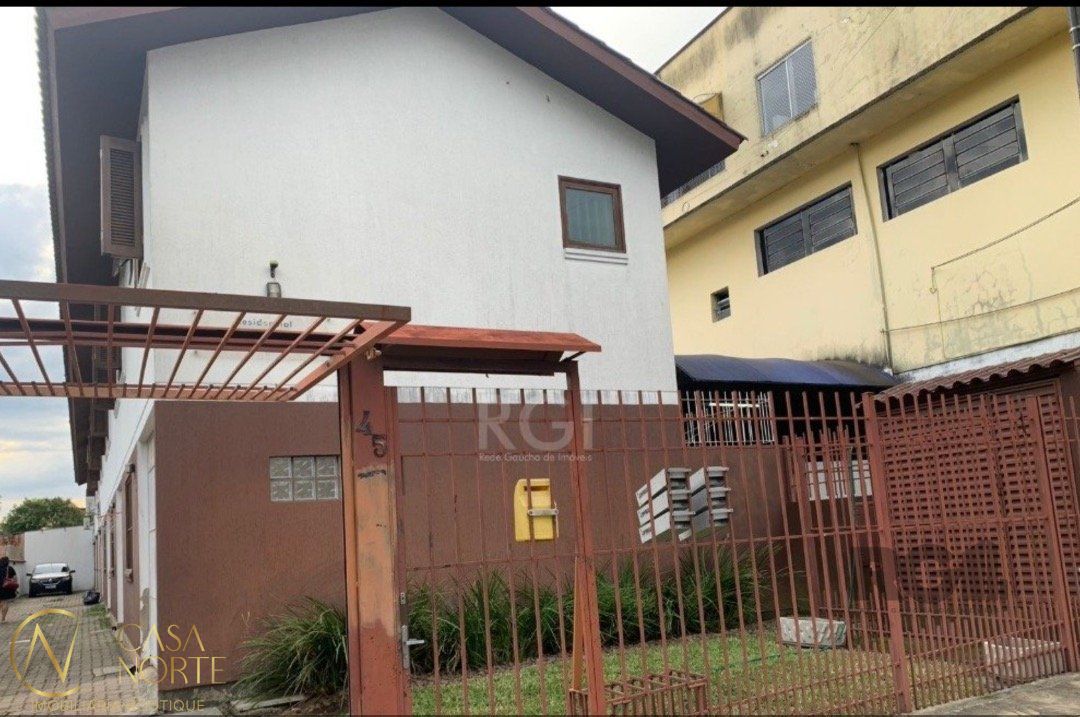 Casa de Condomínio à venda com 3 quartos, 86m², 1 vaga, Rua Professor Joaquim Felizardo no bairro Espírito Santo em Porto Alegre