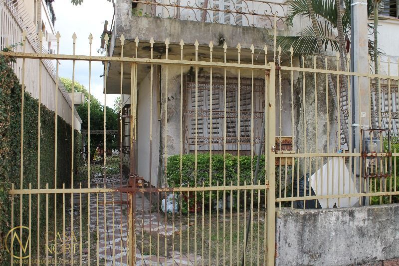 Geminado à venda , 300m², Rua Barao do Guaiba no bairro Menino Deus em Porto Alegre