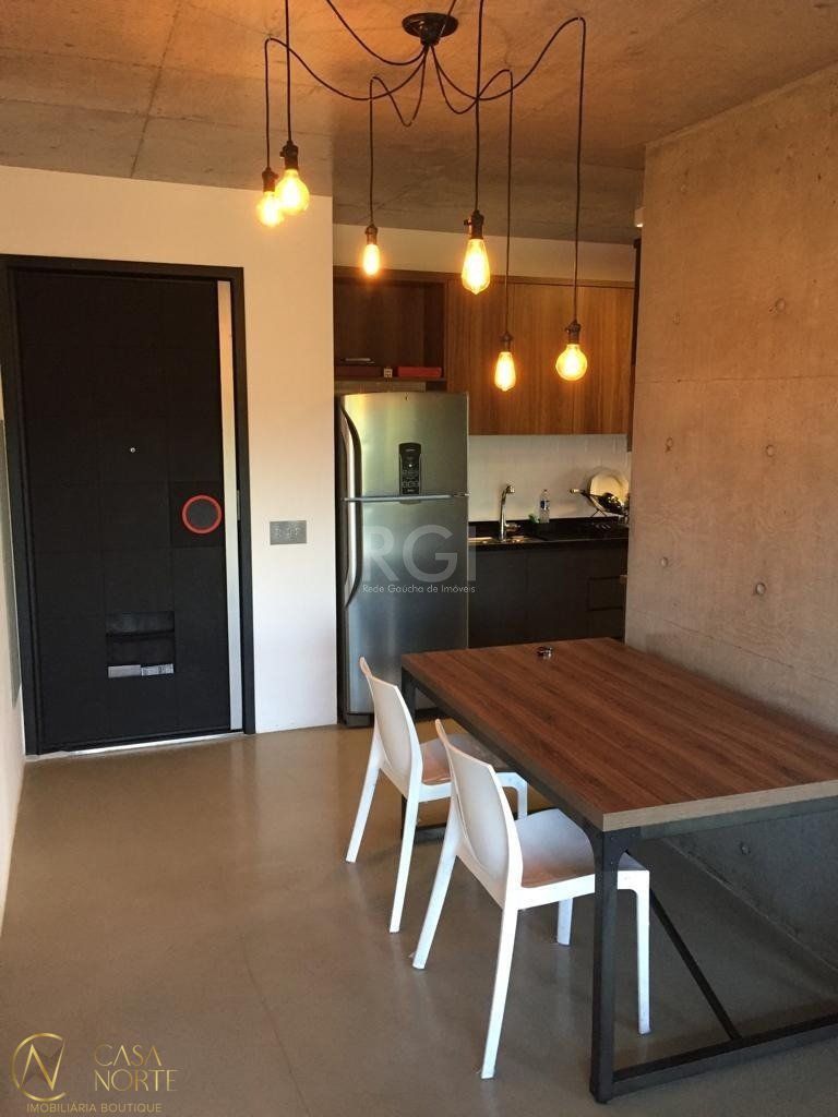Apartamento à venda com 2 quartos, 68m², 1 suíte, 2 vagas, Rua Mário Antunes da Cunha no bairro Petrópolis em Porto Alegre