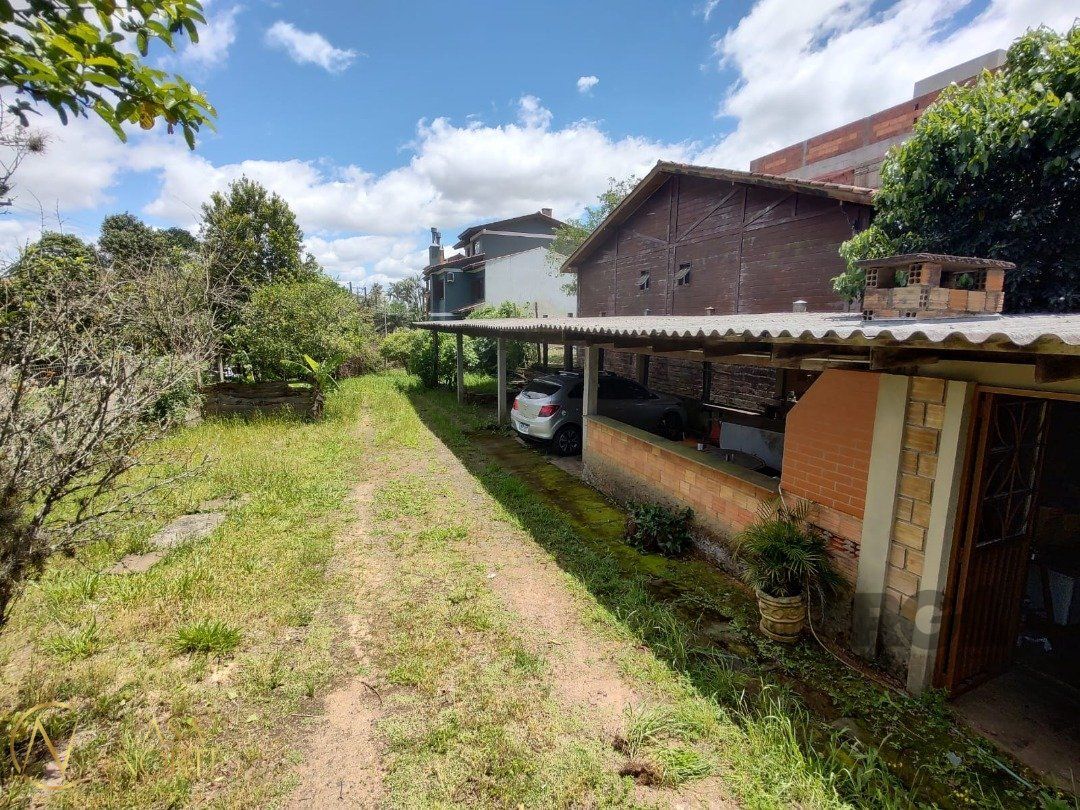 Terreno à venda  com 380m², Rua Giorgio Negroni no bairro Espírito Santo em Porto Alegre