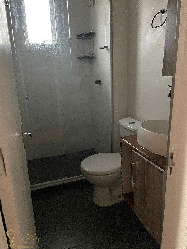 Apartamento à venda com 2 quartos, 41m², Rua Atílio Supertti no bairro Vila Nova em Porto Alegre