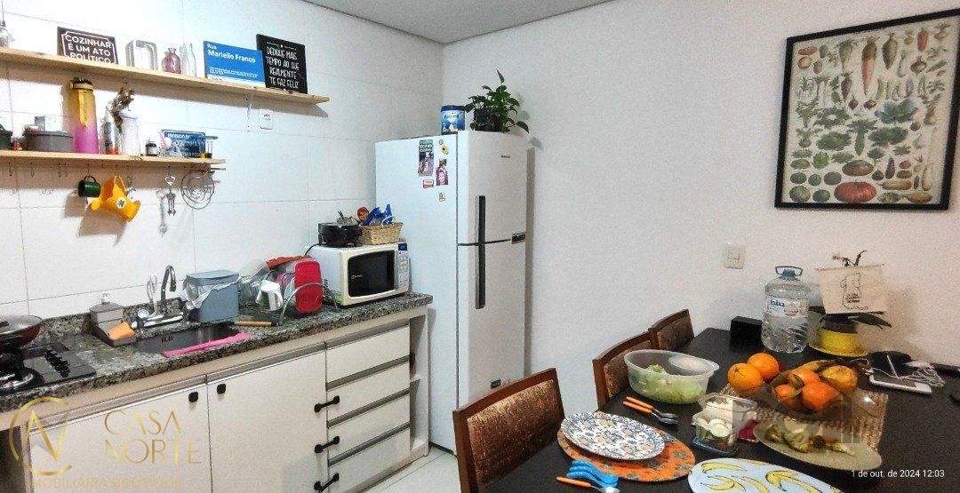 Apartamento à venda com 2 quartos, 68m², 1 vaga, Travessa do Carmo no bairro Cidade Baixa em Porto Alegre