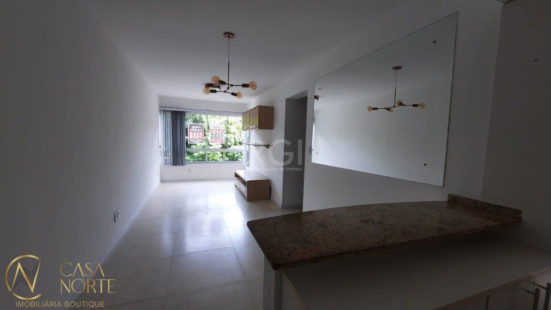 Apartamento à venda com 2 quartos, 56m², 1 vaga, Rua Wilson Adnislen Freitas de Paiva Bueno no bairro Cavalhada em Porto Alegre