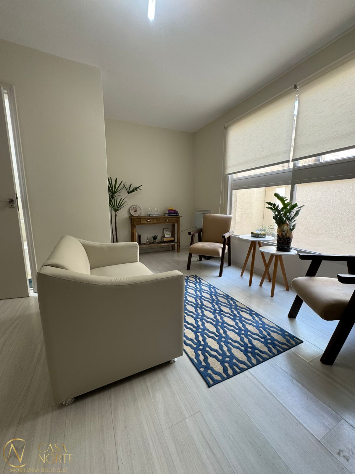 Sala Comercial à venda com 1 quarto, 26m², Avenida Wenceslau Escobar no bairro Tristeza em Porto Alegre
