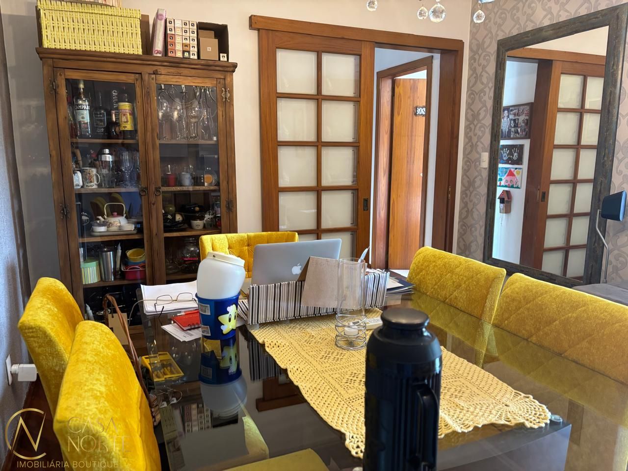 Apartamento à venda com 3 quartos, 102m², 1 suíte, 2 vagas, Avenida Jacuí no bairro Cristal em Porto Alegre