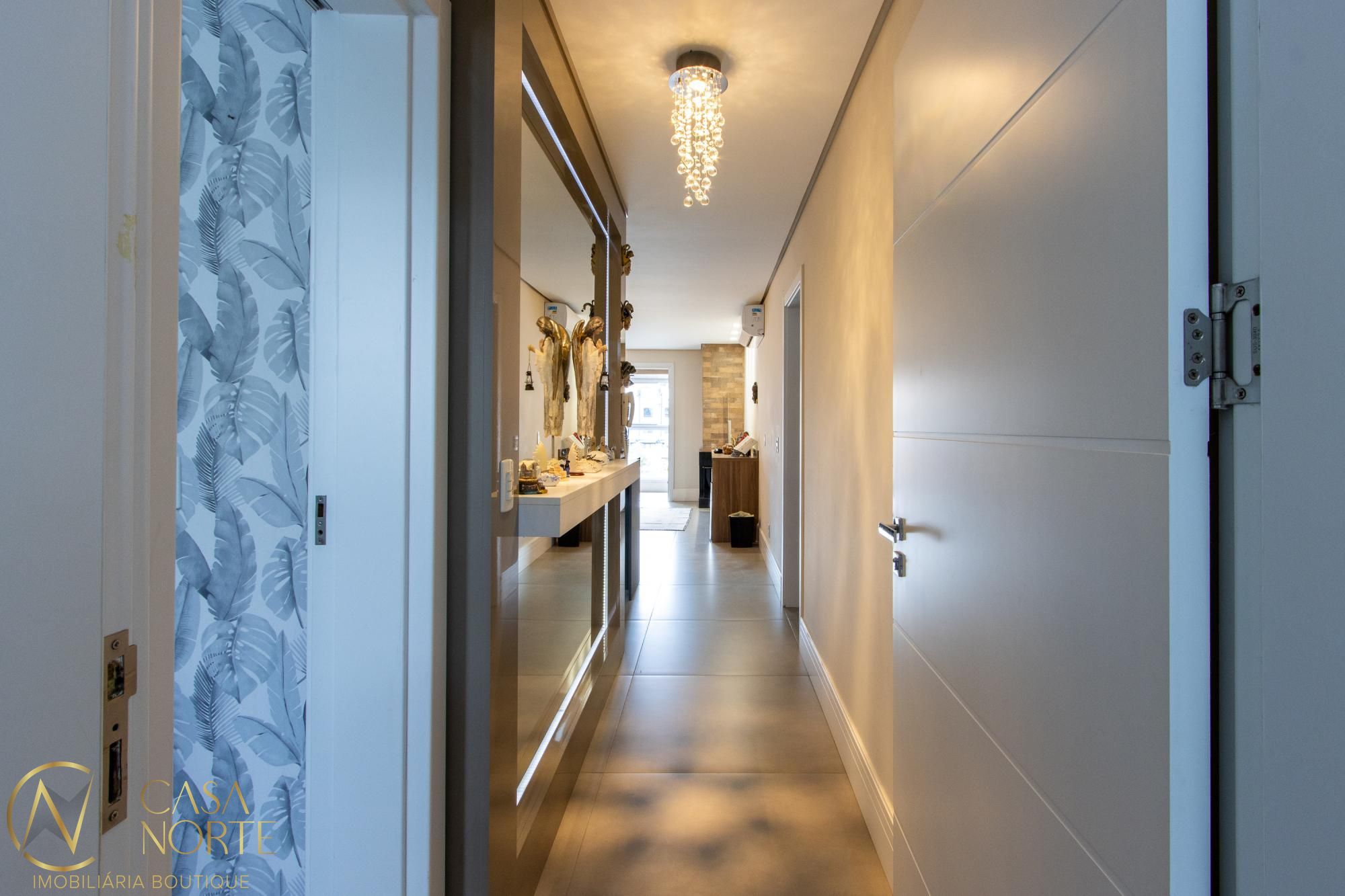 Apartamento à venda com 3 quartos, 98m², 2 suítes, 2 vagas, Rua Doutor Armando Barbedo no bairro Tristeza em Porto Alegre