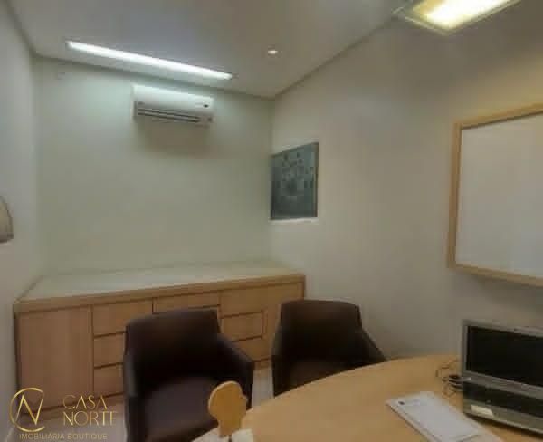 Sala Comercial à venda com 1 quarto, 55m², Avenida Independência no bairro Independência em Porto Alegre