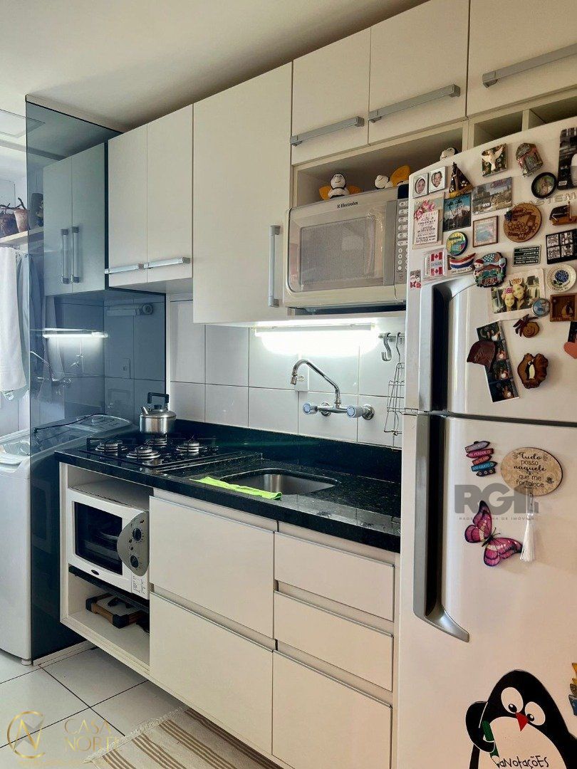 Apartamento à venda com 2 quartos, 56m², 1 vaga, Rua Dea Coufal no bairro Ipanema em Porto Alegre