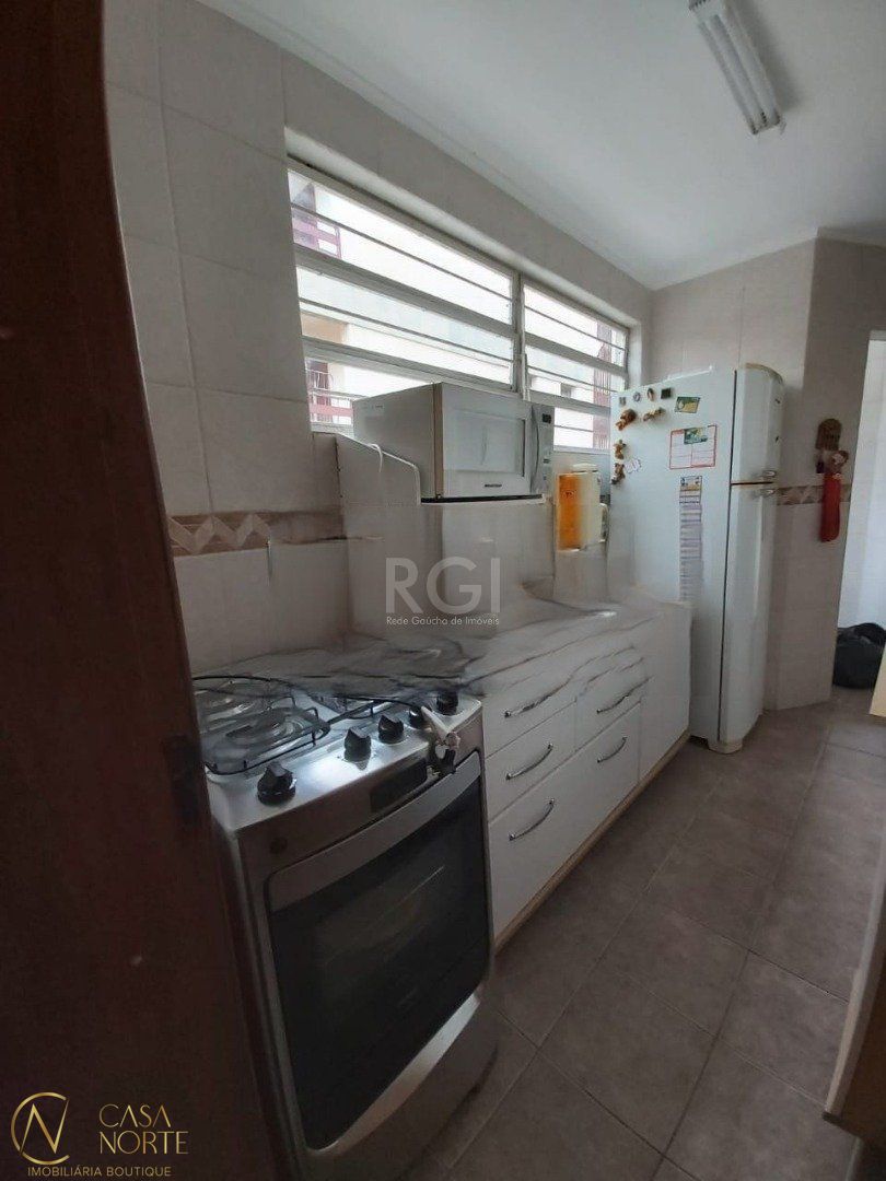 Cobertura à venda com 2 quartos, 123m², 1 vaga, Rua Upamaroti no bairro Cristal em Porto Alegre