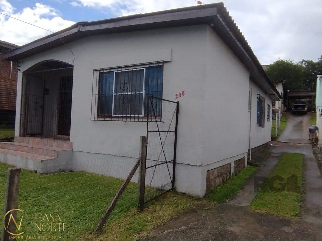 Terreno à venda  com 660m², Rua Maria da Cunha Koller no bairro Belém Novo em Porto Alegre