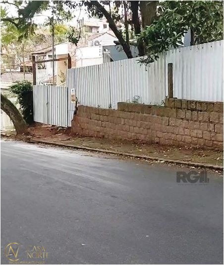 Terreno à venda  com 2378m², Rua Landel de Moura no bairro Tristeza em Porto Alegre