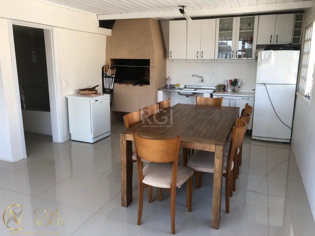 Casa de Condomínio à venda com 3 quartos, 98m², 1 suíte, Rua Upamaroti no bairro Cristal em Porto Alegre