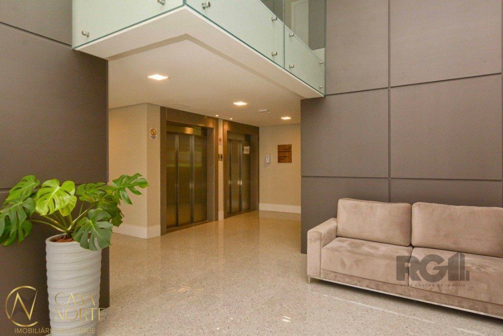 Apartamento à venda com 3 quartos, 79m², 1 suíte, 2 vagas, Rua José do Patrocinio no bairro Cidade Baixa em Porto Alegre