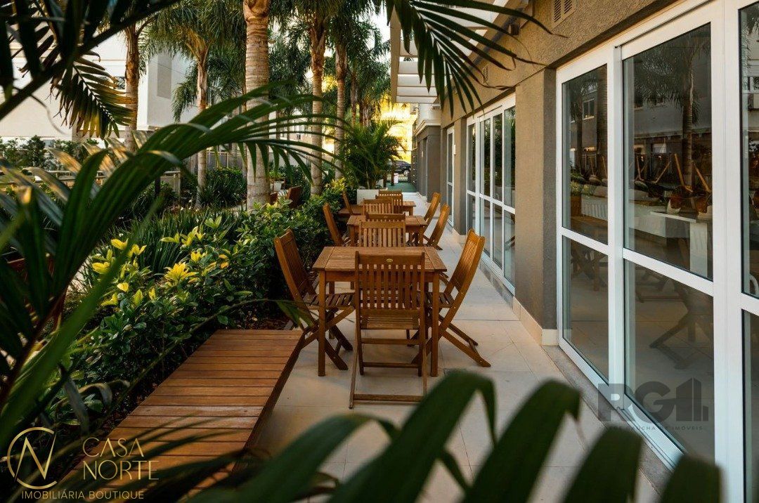 Apartamento à venda com 2 quartos, 60m², 1 suíte, 1 vaga, Rua Coronel Aparício Borges no bairro Glória em Porto Alegre