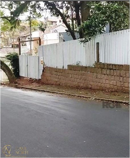 Terreno à venda  com 2378m², Rua Landel de Moura no bairro Tristeza em Porto Alegre