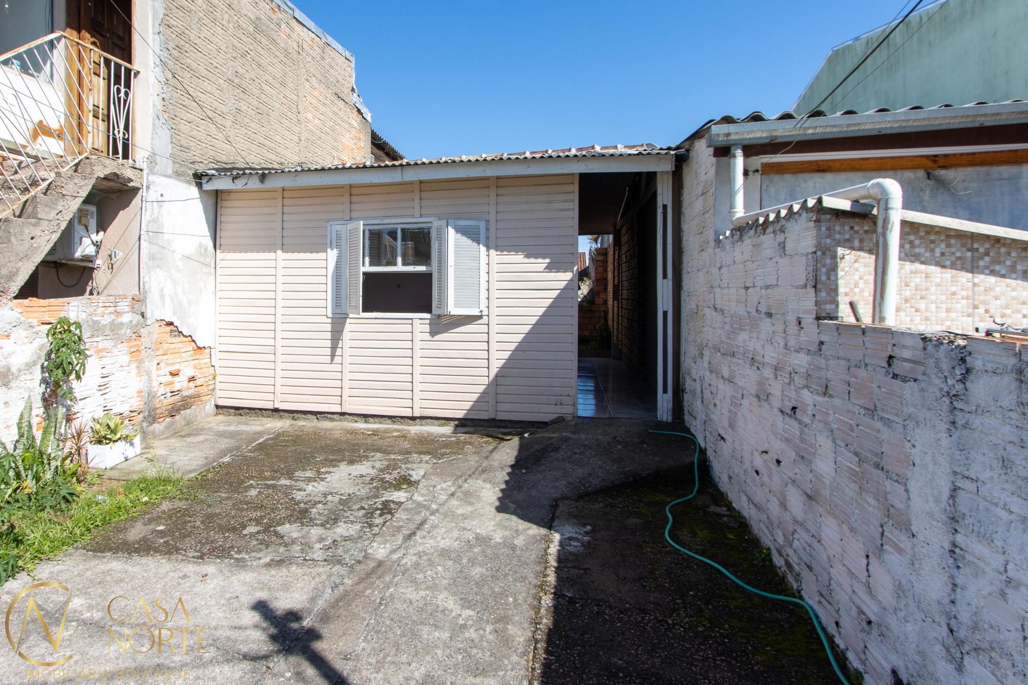 Casa à venda com 1 quarto, 110m², Rua José Matone no bairro Hípica em Porto Alegre