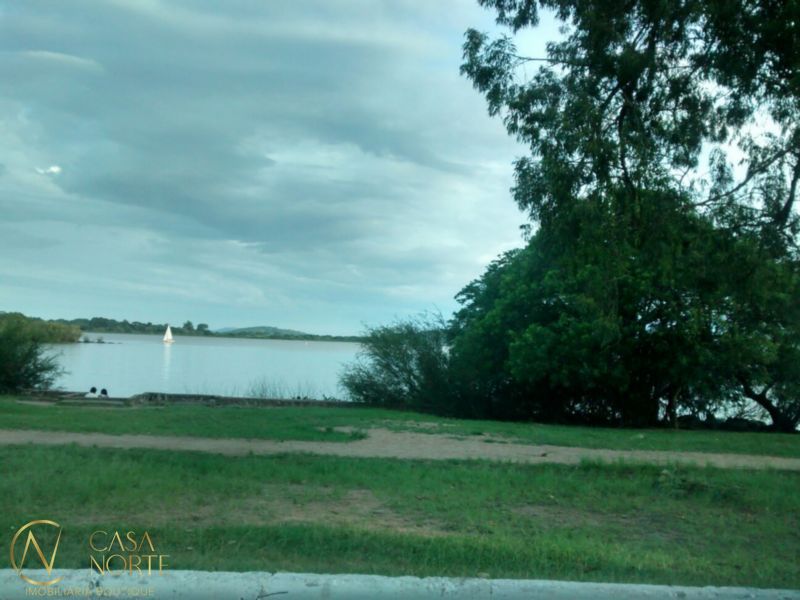 Terreno à venda  com 312m², Avenida Desembargador Mello Guimaraes no bairro Belém Novo em Porto Alegre