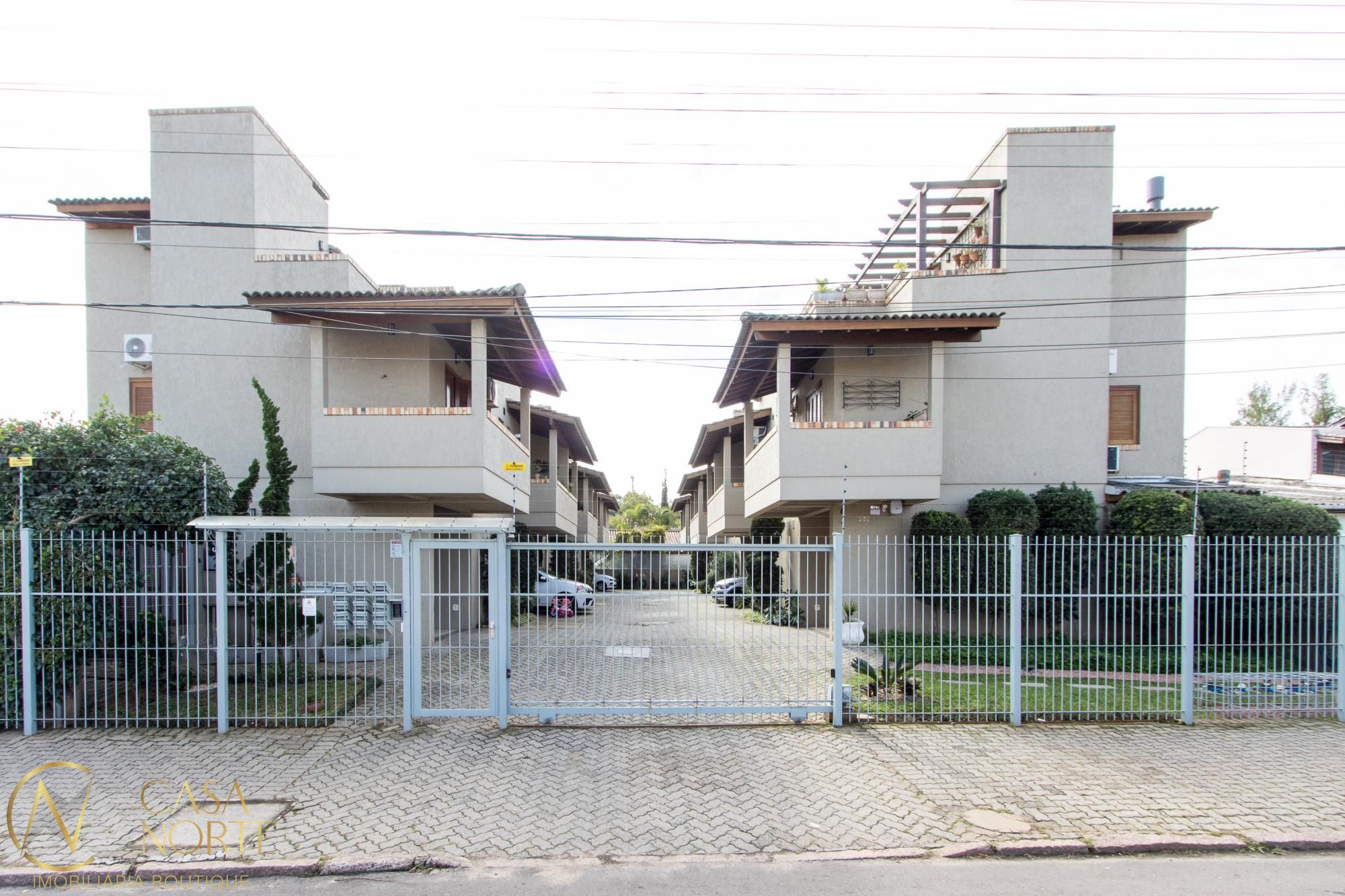 Casa de Condomínio à venda com 2 quartos, 102m², 1 suíte, 1 vaga, Avenida Guarujá no bairro Guarujá em Porto Alegre