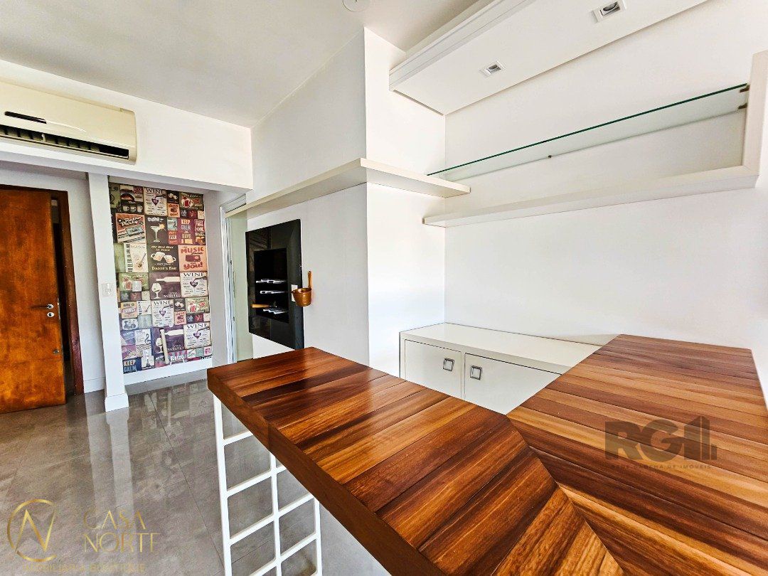 Apartamento à venda com 4 quartos, 157m², 4 suítes, 4 vagas, Rua Doutor Pereira Neto no bairro Tristeza em Porto Alegre
